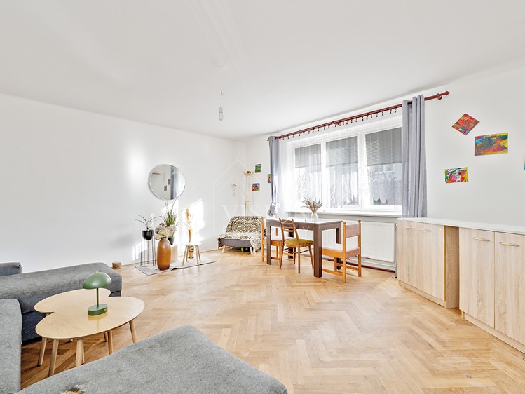 Prodej bytu 3+1 88 m² (Jednopodlažní) - foto 3