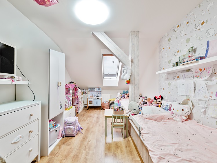 Prodej bytu 5+kk 110 m² (Podkrovní) - foto 7