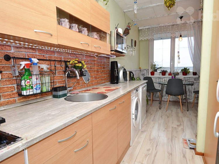 Prodej bytu 3+1 80 m² - foto 4
