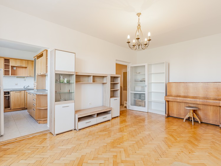 Prodej bytu 3+1 76 m² (Jednopodlažní) - foto 2