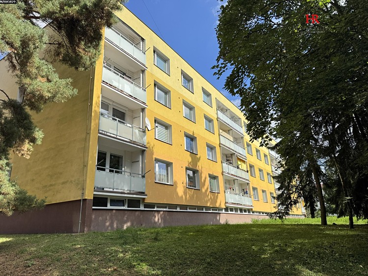 Prodej bytu 4+1 79 m² - foto 1