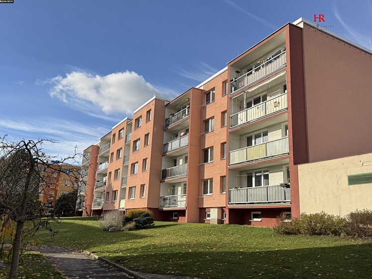 Prodej bytu 4+1 84 m² - foto 1