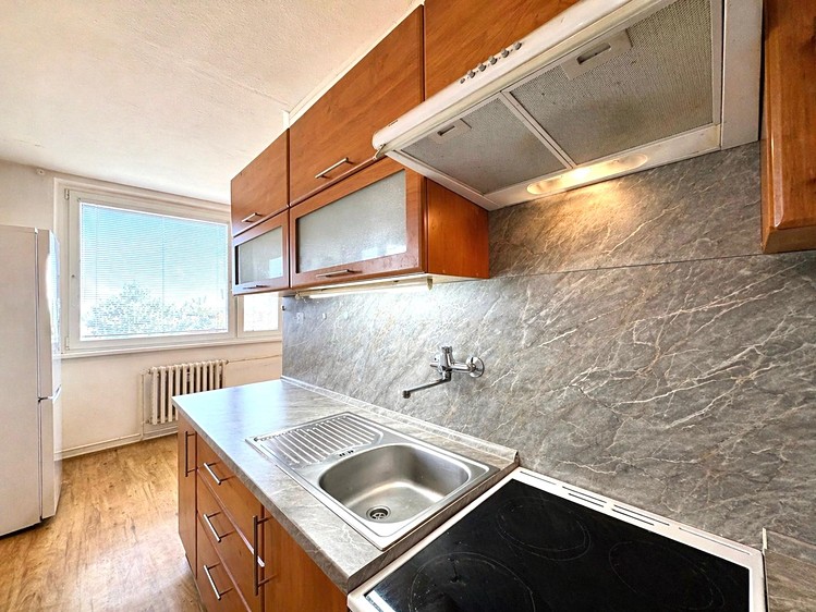 Prodej bytu 3+1 76 m² (Jednopodlažní) - foto 3