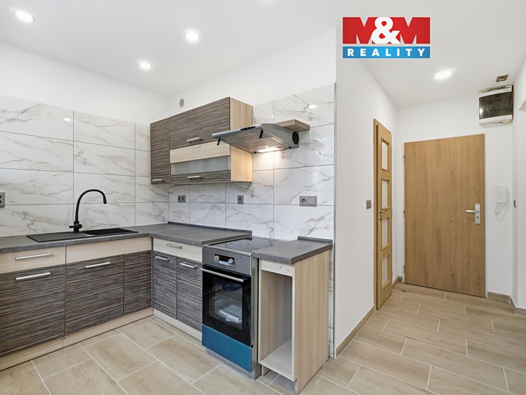 Prodej bytu 2+1 44 m² - foto 1