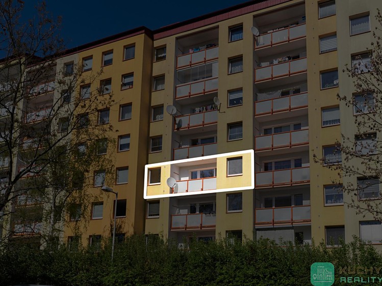 Prodej bytu 4+1 76 m² - foto 1