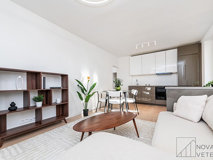Prodej bytu 5+kk 91 m² - foto 2