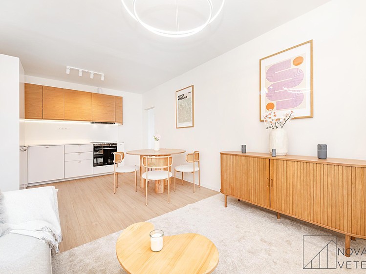 Prodej bytu 4+kk 79 m² - foto 1