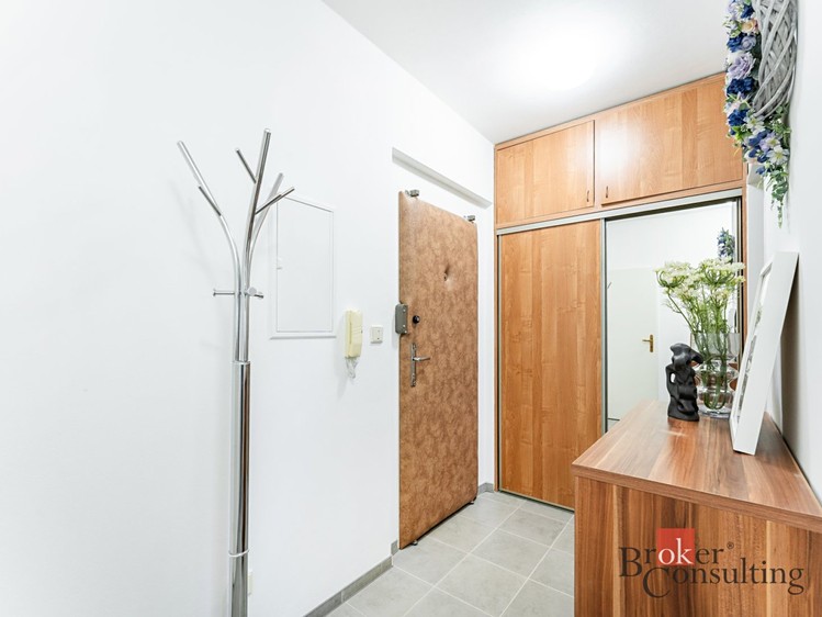 Prodej bytu 2+kk 67 m² - foto 4
