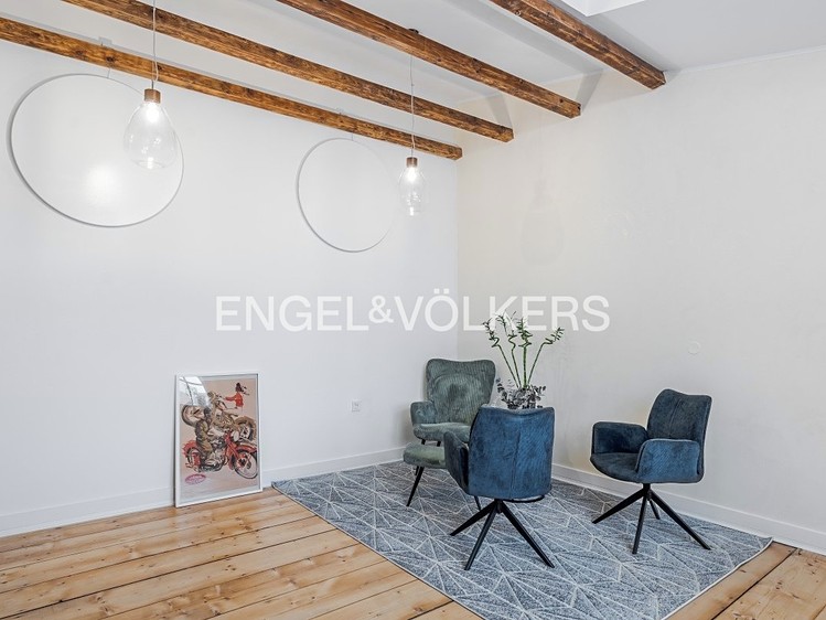 Prodej bytu 1+1 40 m² (Podkrovní) - foto 2