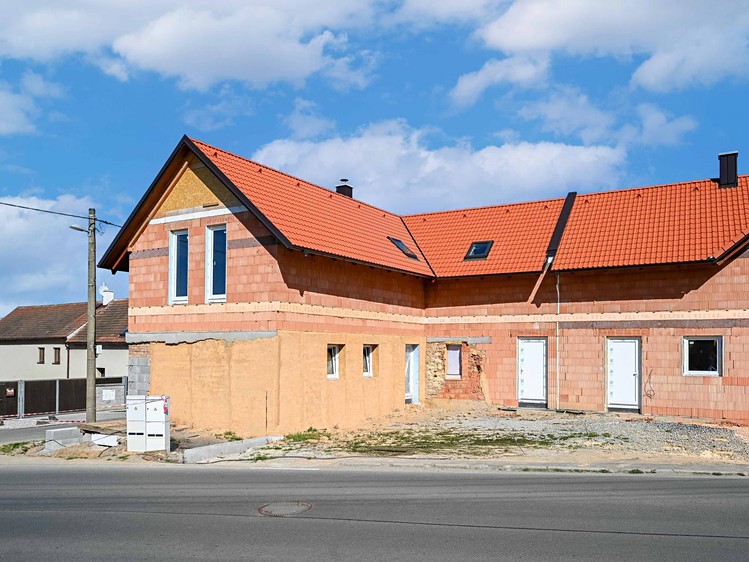Prodej bytu 2+kk 81 m² (Jednopodlažní) - foto 3
