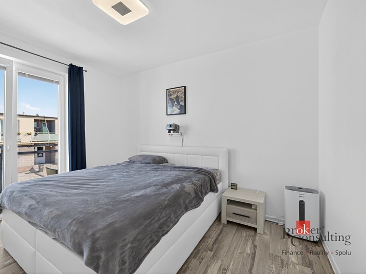 Prodej bytu 4+kk 80 m² - foto 5