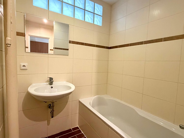 Pronájem bytu 1+1 42 m² - foto 6