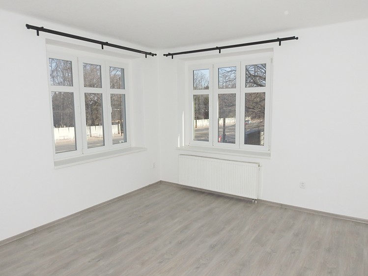 Pronájem bytu 2+kk 50 m² - foto 3