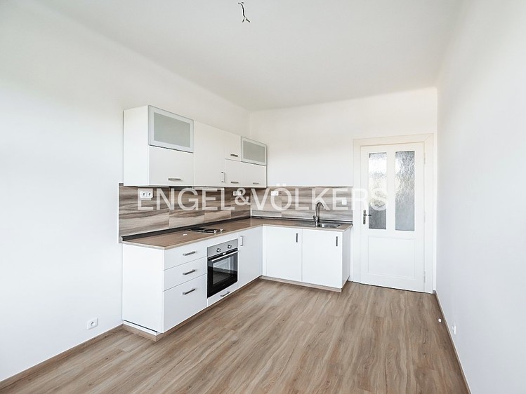 Pronájem bytu 2+kk 51 m² - foto 1