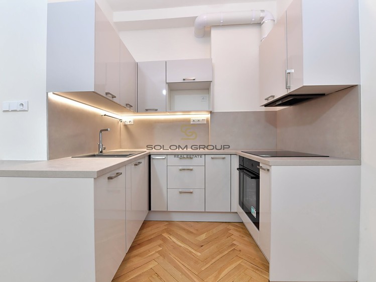 Pronájem bytu 2+kk 44 m² (Jednopodlažní) - foto 3