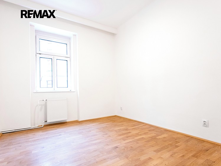 Pronájem bytu 2+kk 29 m² - foto 4