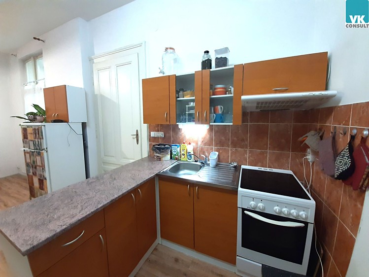 Pronájem bytu 2+1 86 m² - foto 1