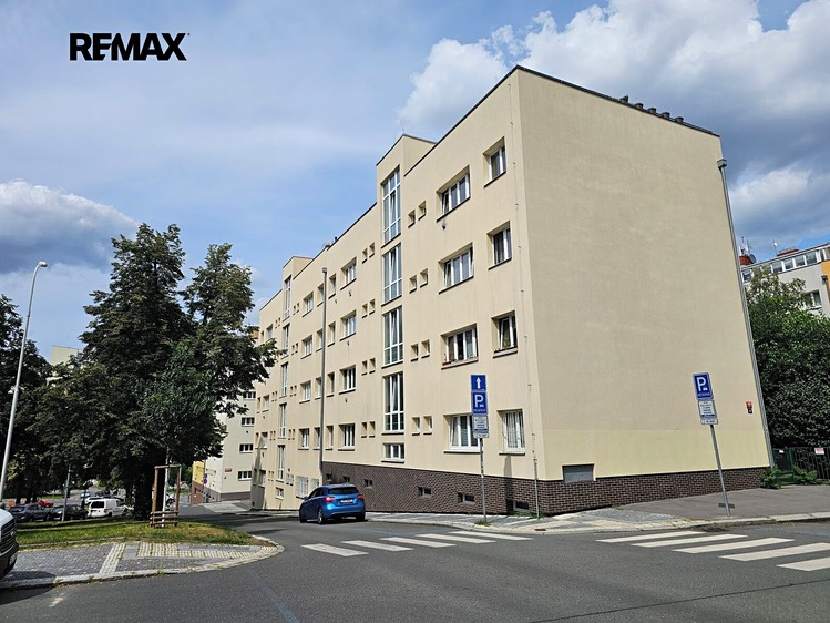 Pronájem bytu 2+kk 42 m² - foto 1