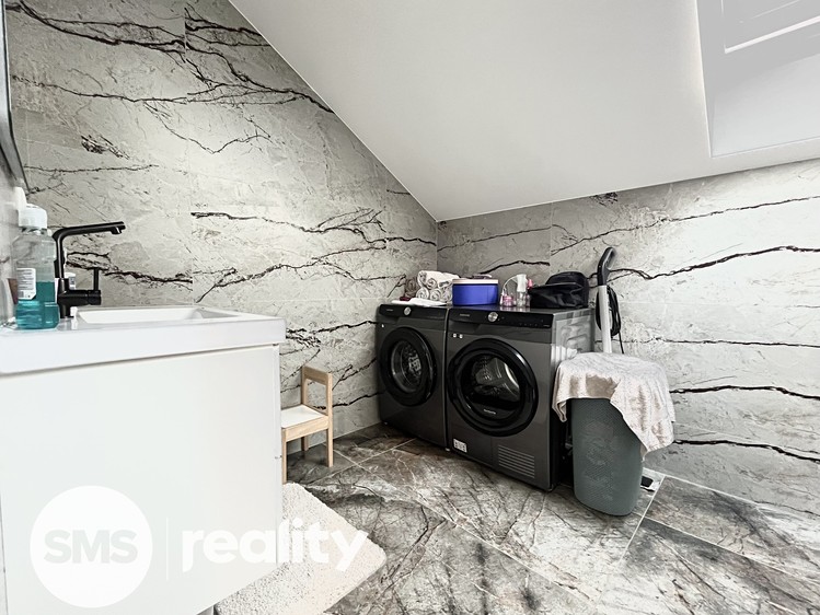 Pronájem bytu 3+kk 95 m² - foto 6