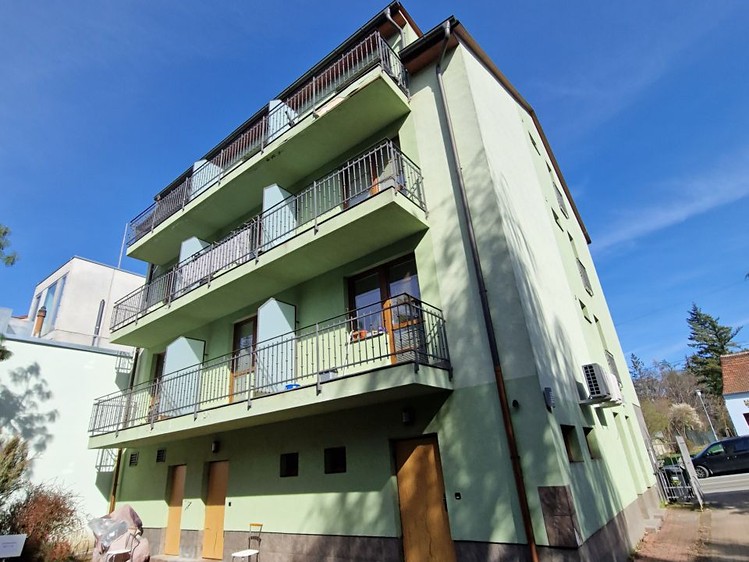 Pronájem bytu 2+kk 44 m² - foto 1