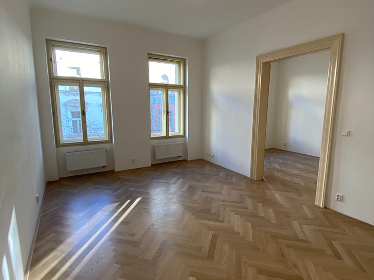 Pronájem bytu 2+1 63 m² - foto 4