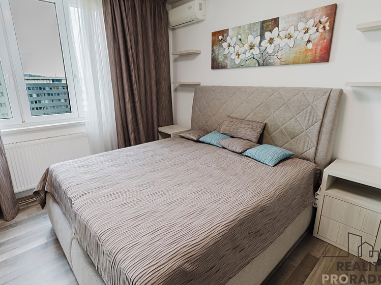 Pronájem bytu 2+kk 45 m² - foto 4