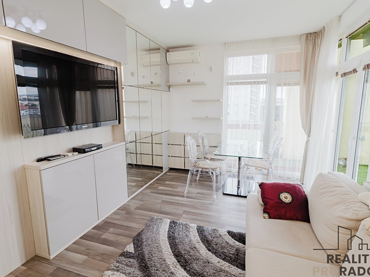 Pronájem bytu 2+kk 45 m² - foto 8