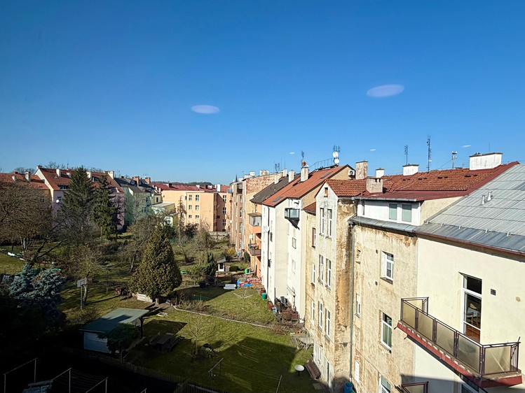 Pronájem bytu 4+kk 105 m² (Podkrovní) - foto 5