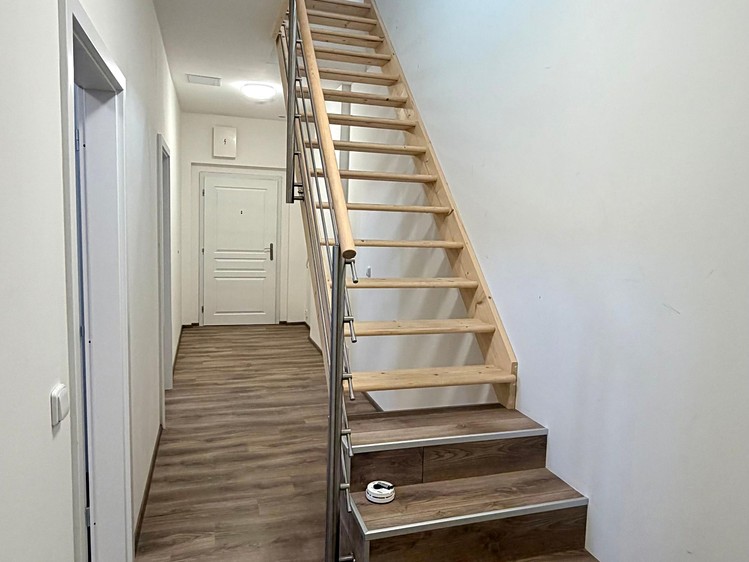 Pronájem bytu 3+kk 75 m² (Podkrovní) - foto 6