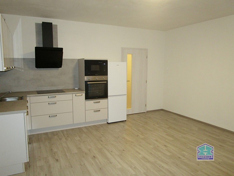 Pronájem bytu 1+kk 36 m² - foto 2