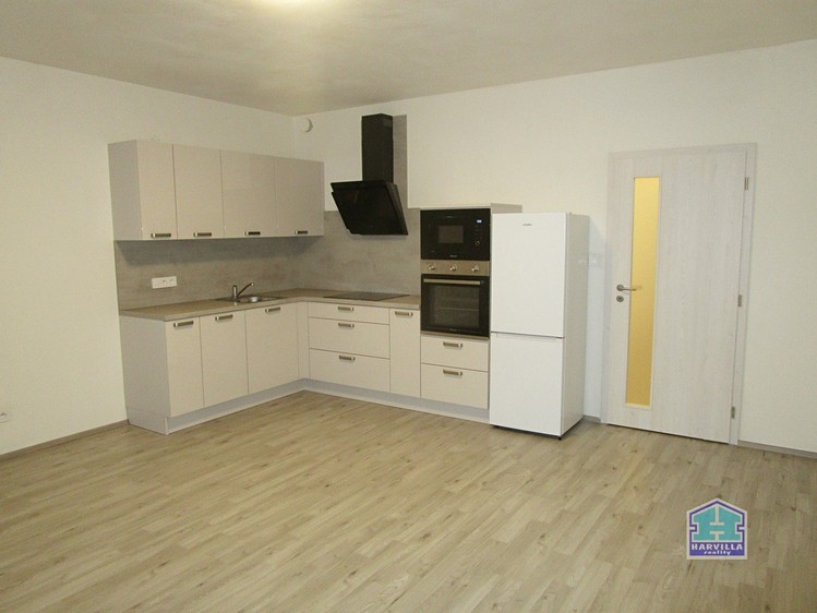 Pronájem bytu 1+kk 36 m² - foto 1
