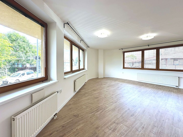 Pronájem bytu 2+kk 59 m² - foto 3