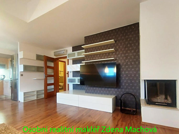 Pronájem bytu 3+kk 92 m² (Mezonet) - foto 6