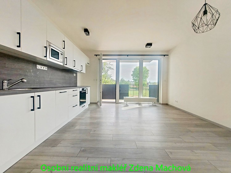 Pronájem bytu 2+kk 50 m² - foto 2