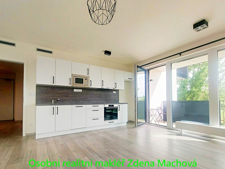 Pronájem bytu 2+kk 50 m² - foto 4