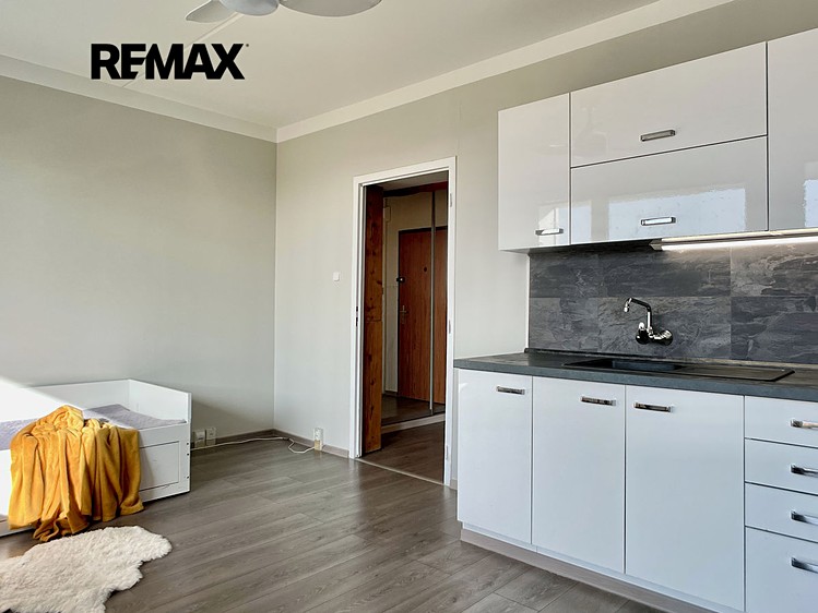 Pronájem bytu 1+kk 34 m² - foto 6