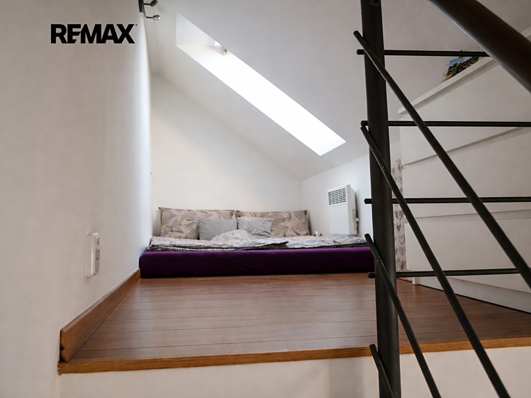 Pronájem bytu 2+kk 49 m² (Mezonet) - foto 6