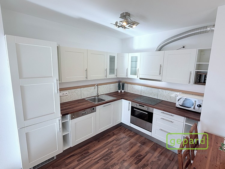 Pronájem bytu 3+kk 96 m² - foto 5