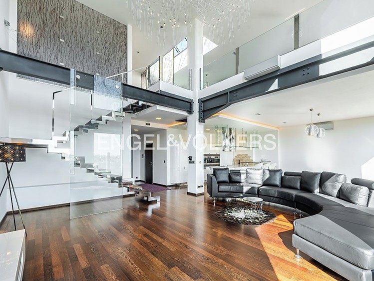 Pronájem bytu 3+kk 288 m² (Mezonet) - foto 4