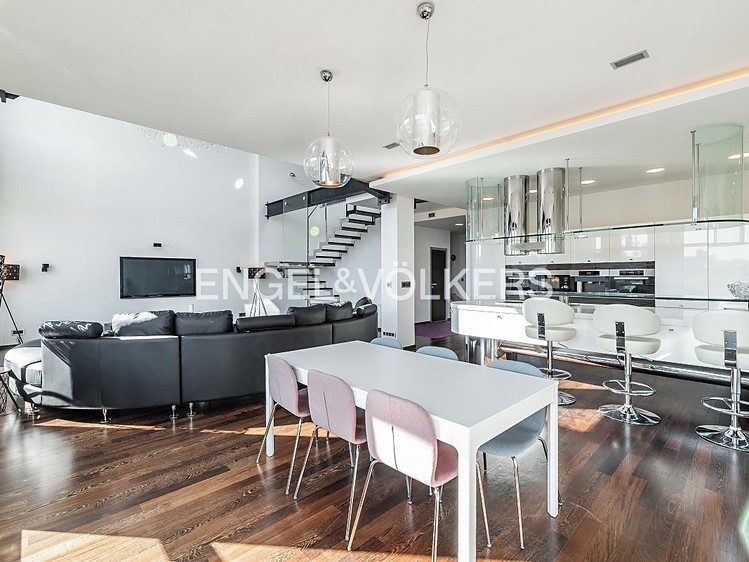 Pronájem bytu 3+kk 288 m² (Mezonet) - foto 6
