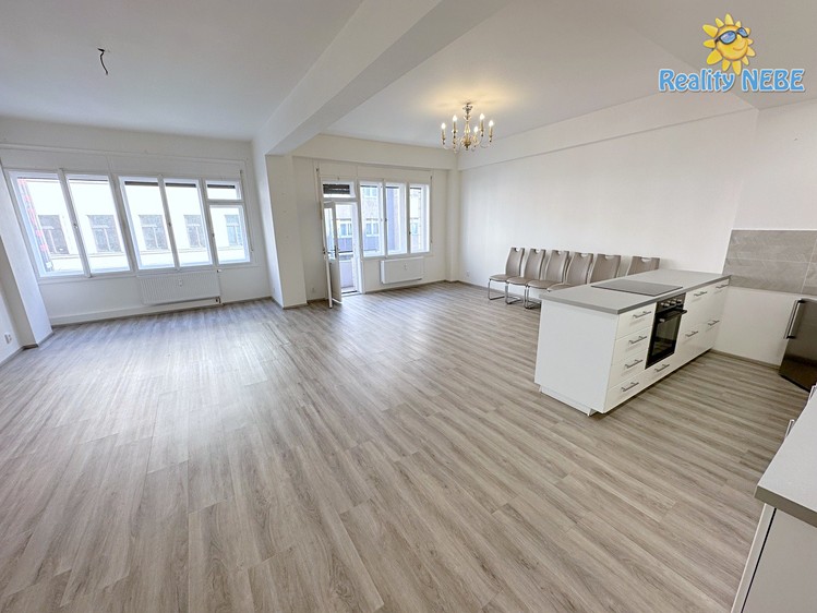Pronájem bytu 3+kk 114 m² - foto 4