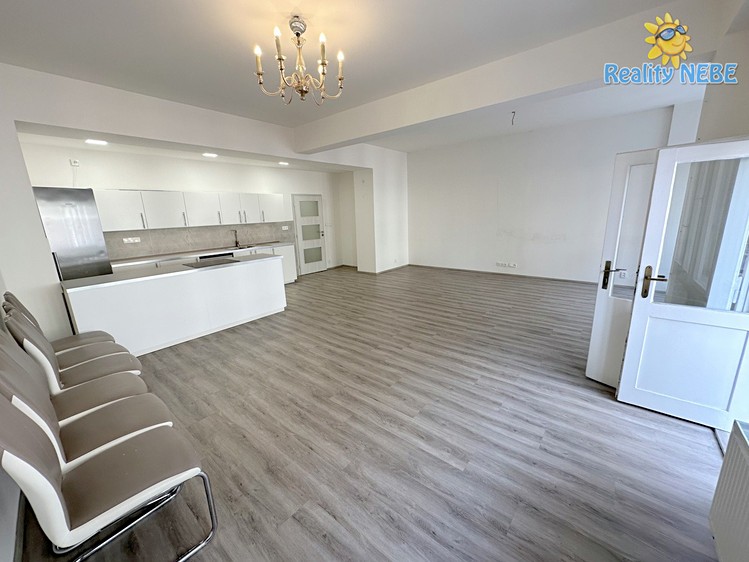 Pronájem bytu 3+kk 114 m² - foto 2