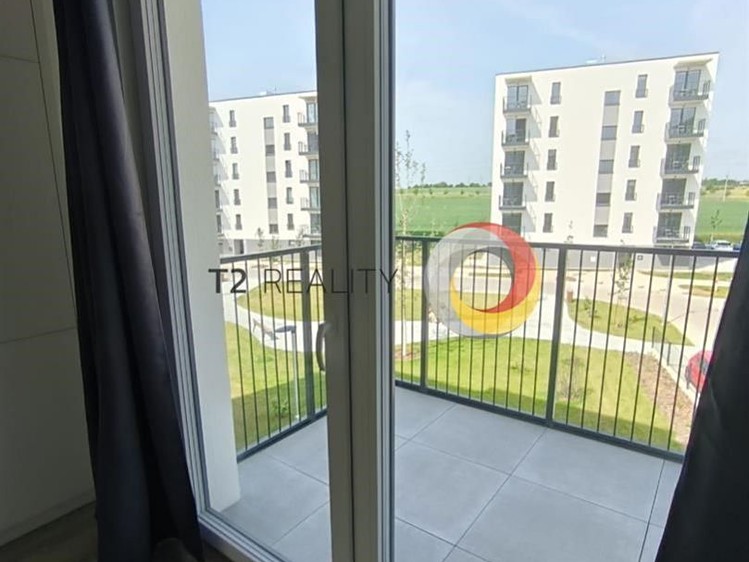 Pronájem bytu 1+kk 36 m² - foto 3