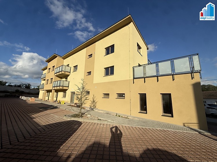 Pronájem bytu 2+kk 48 m² - foto 1