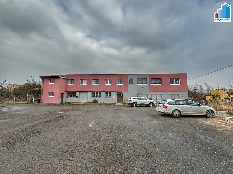 Pronájem bytu 3+1 80 m² - foto 1
