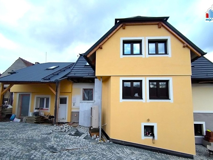 Pronájem bytu 1+kk 27 m² - foto 1