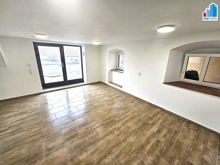 Pronájem bytu 1+kk 27 m² - foto 5