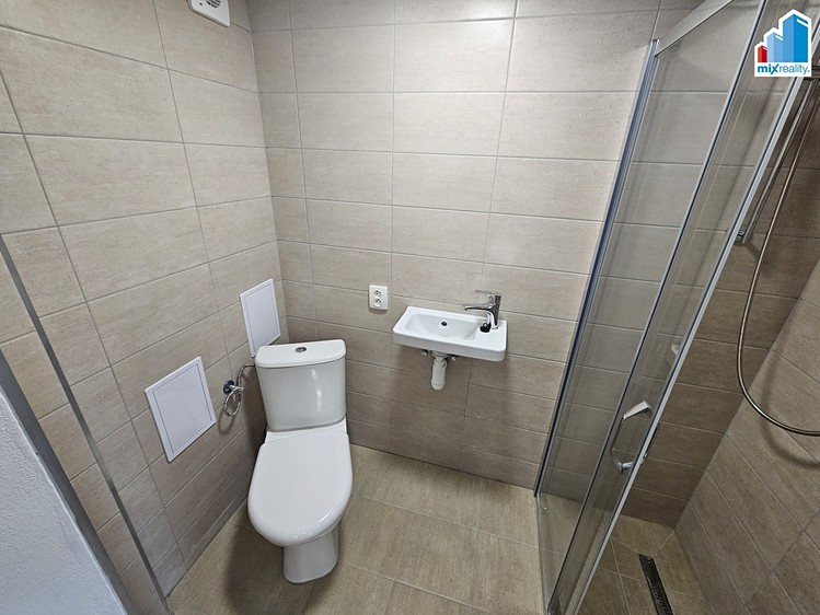 Pronájem bytu 1+kk 27 m² - foto 7
