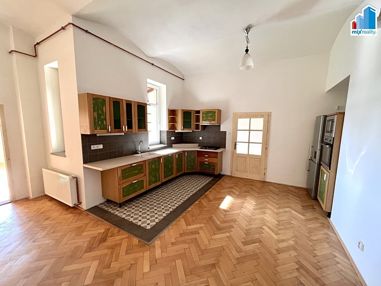 Pronájem bytu 4+1 120 m² - foto 2
