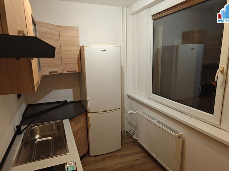Pronájem bytu 2+1 58 m² - foto 4